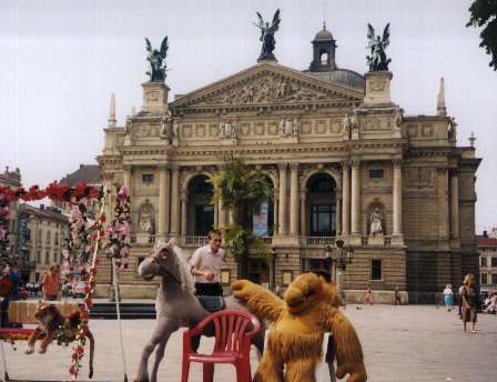 Ukraine group tour to Lviv (Lvov, Lviw) Opera House